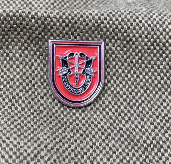 7th Group Flash Pin - Image 5