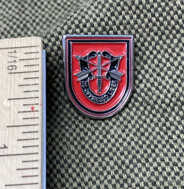 7th Group Flash Pin - Image 4