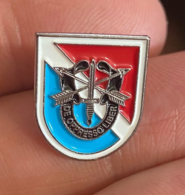 11th Group Flash Pin