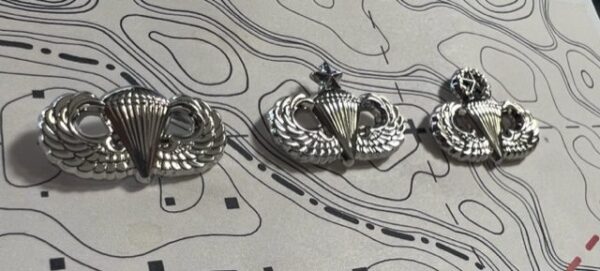 Parachute Badge Pins - Basic/Senior/JM