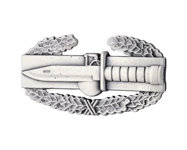 Combat Action Badge (CAB) Pin mini - Image 4
