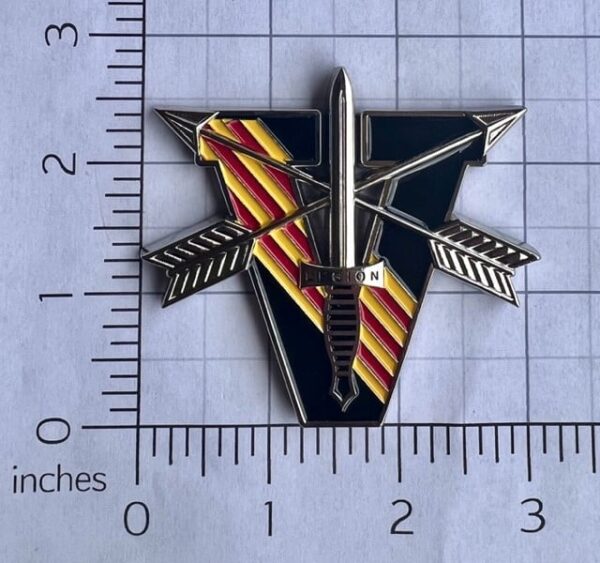 5th Special Forces Group (A) "LEGION" Car Badge with VN Stripes - Image 5