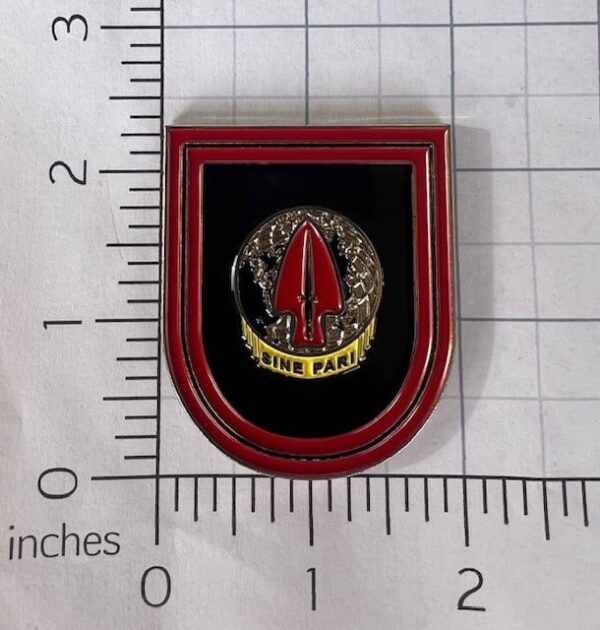 USASOC Flash Car Badge with DUI - Image 2
