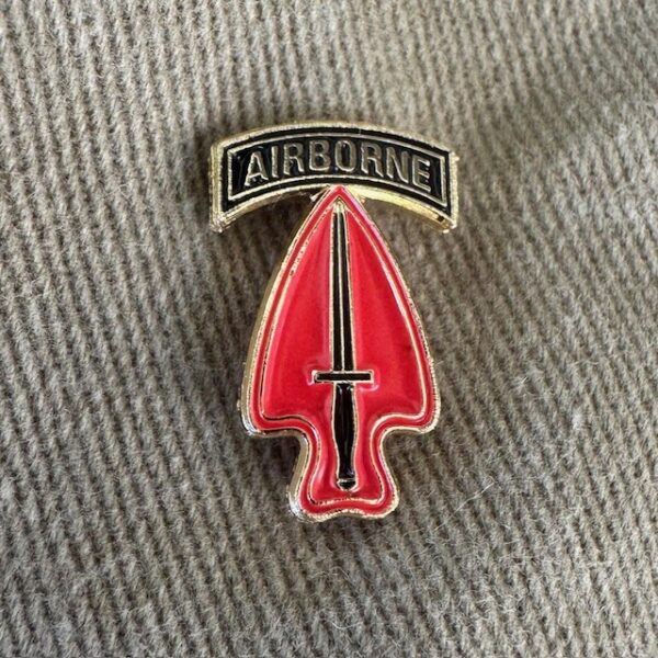 USASOC Pin
